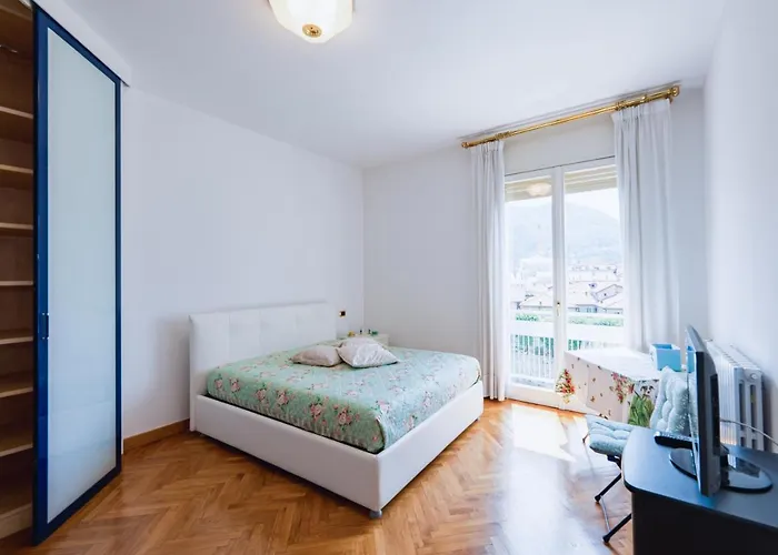 View Como
